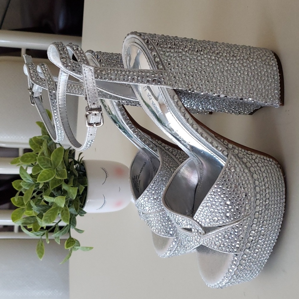 Gianni Bini Kemara Open Toe Embellished Glitter Platform Dress Sandals - Picture 2 of 5
